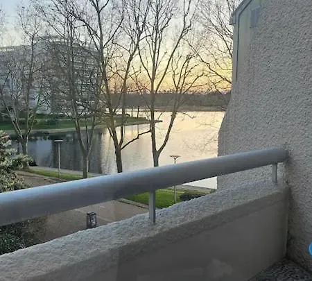 Ruby - 20 Min To Paris Homestay *