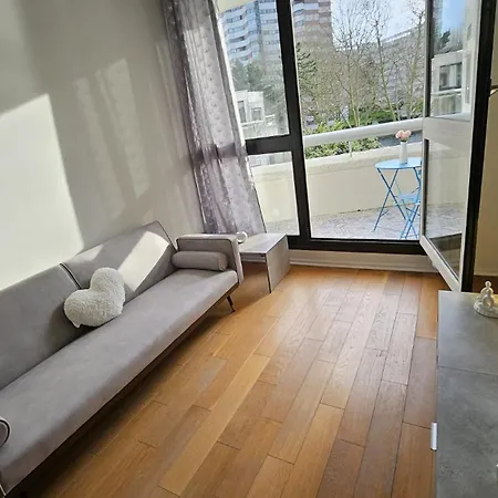 Ruby - 20 Min To Paris Guest house Creteil